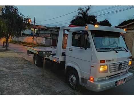 Reboque para Máquinas na Avenida Brasil